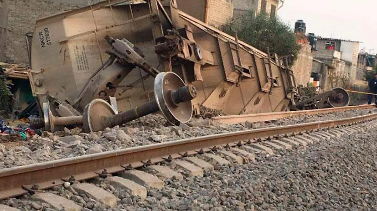 ecatepec_tren_descarrile