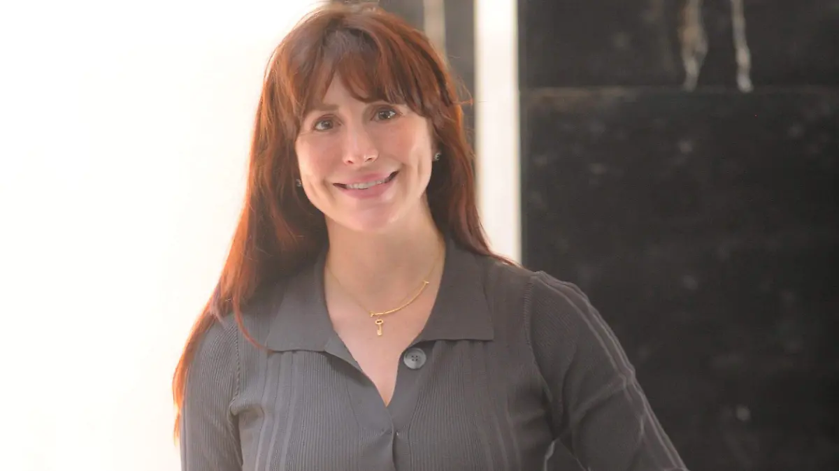 PAOLA FELIX-SECRETARIA DE TURISMO-ENTREVISTA-sergio vazquez la prensa (1)