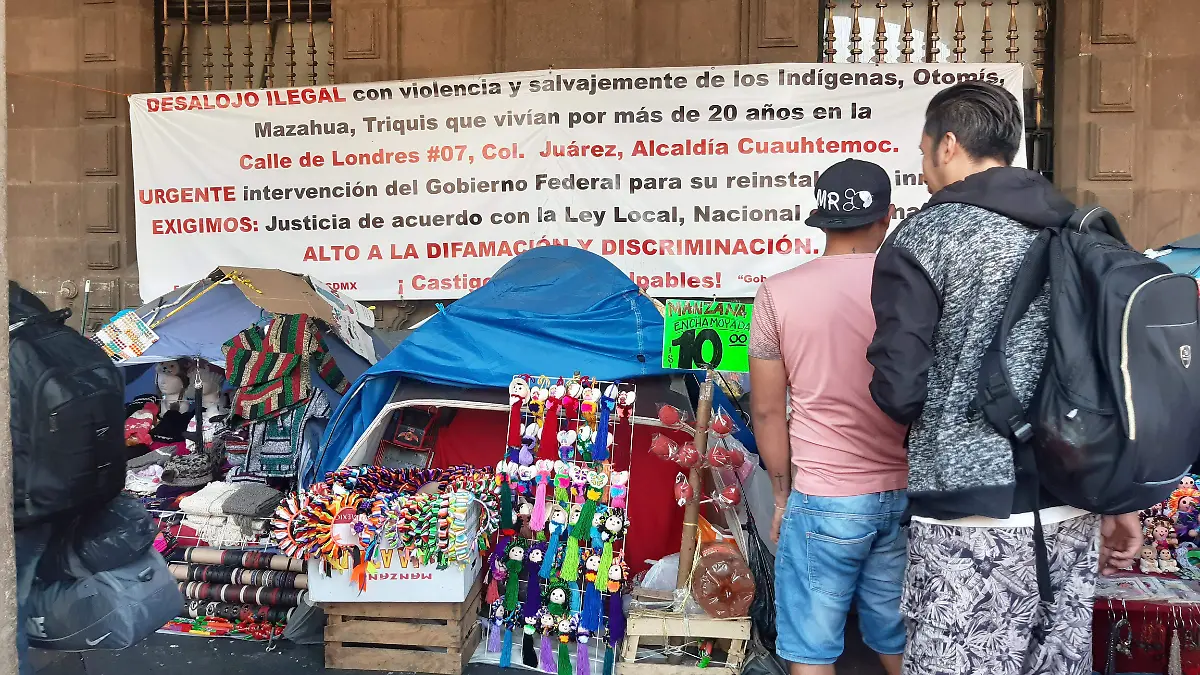 AMBULNATES EN PARO.. ZOCALO.. DANIEL GALEANA (11)