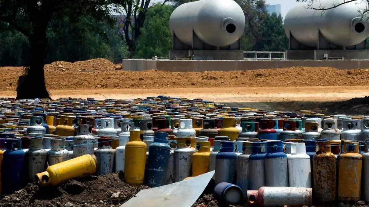 Cementerio Tanques de Gas 2