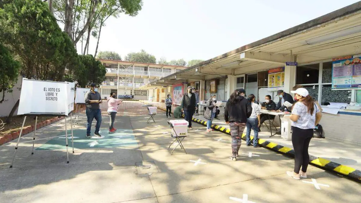 Casilla ubicada en la esc. Secundaria, Mariano Escobedo, en la alcaldía Miguel Hidalgo