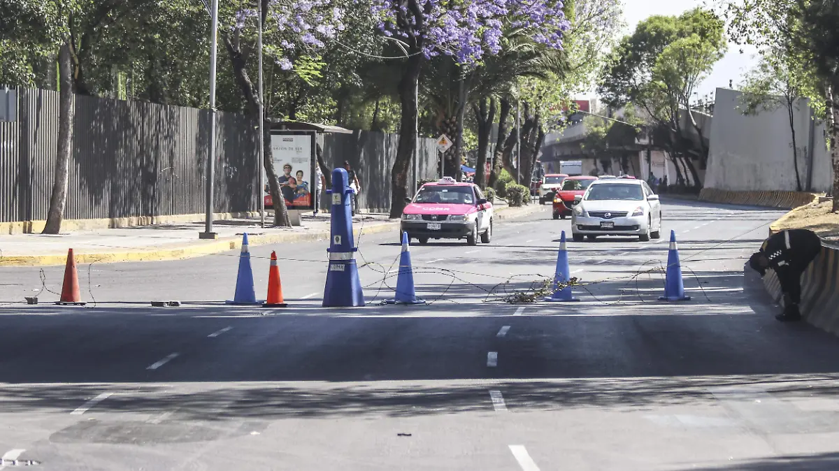 CNTE-Maestros-Bloqueo-Planton-Protesta-Manifestacion-San Lazaro-Diputados (10)