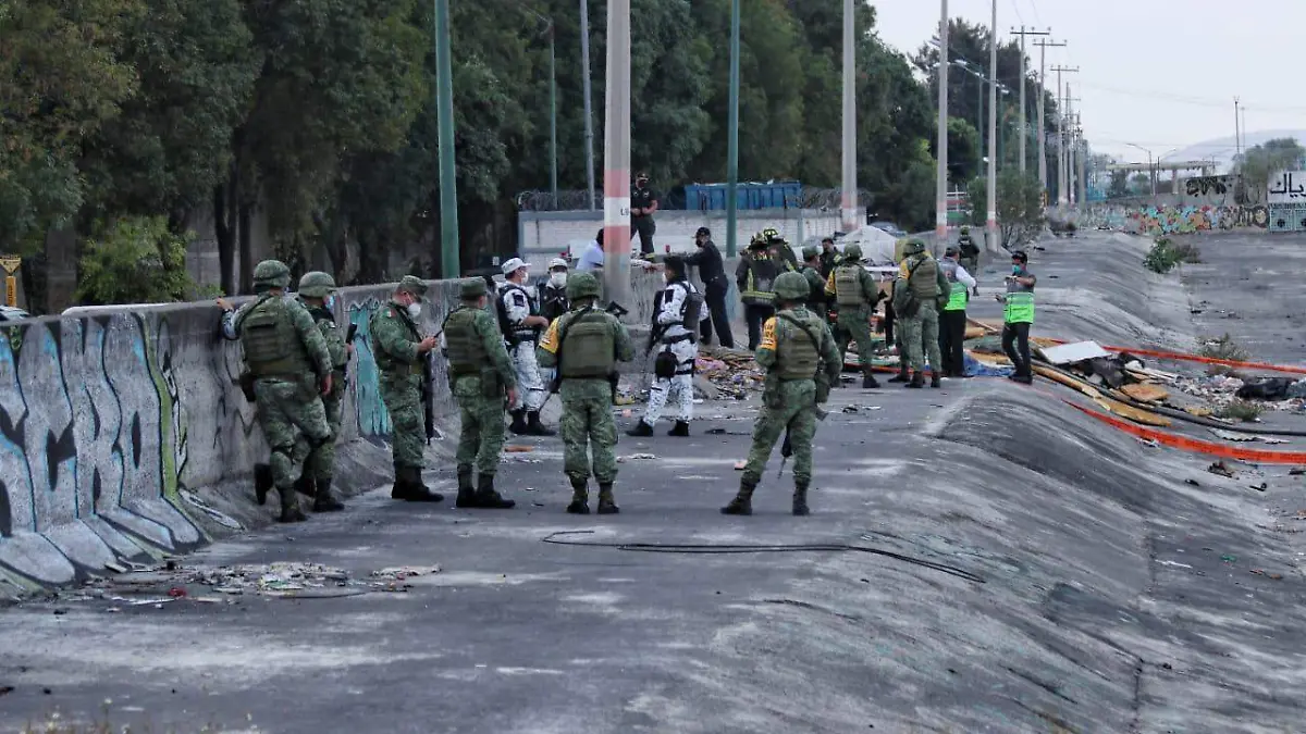 toma venustiano carranza ROBERTO HERNANDEZ.2