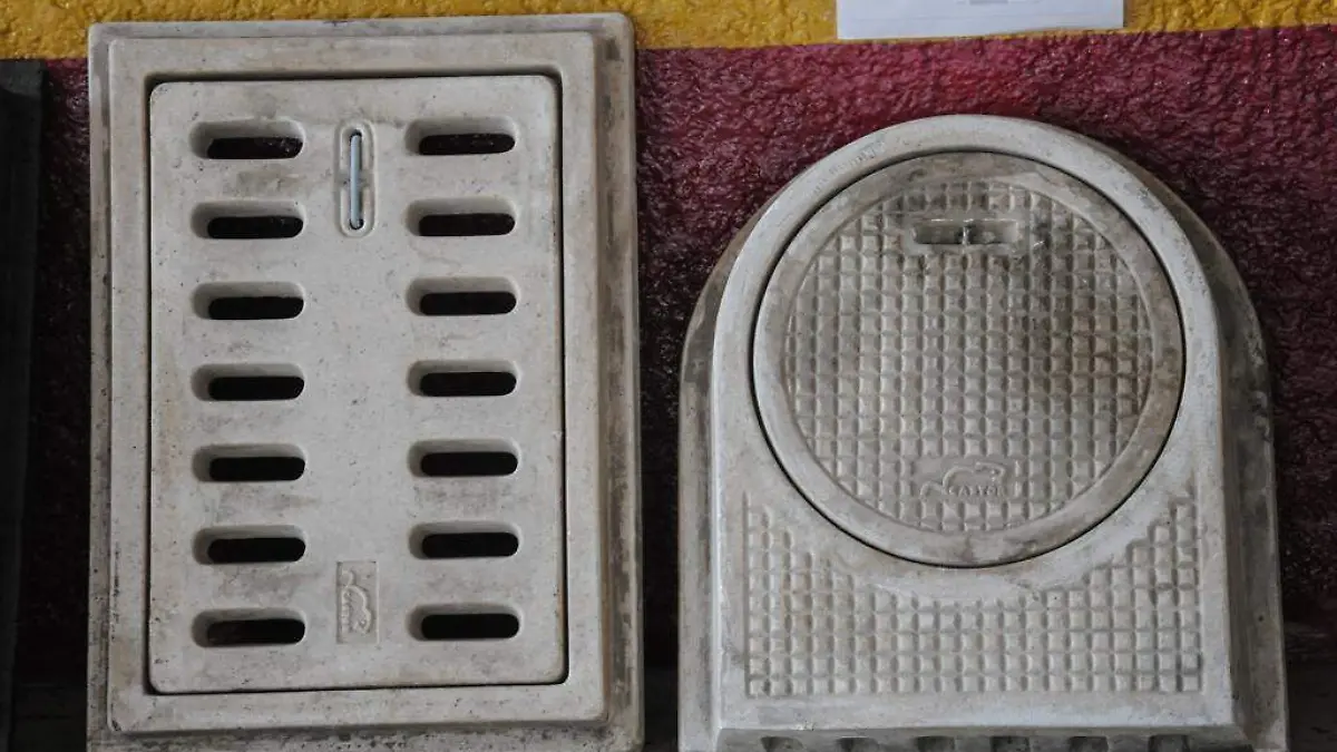 coladeras de plástico02