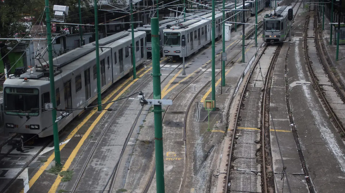 tren-ligero-cuartoscuro