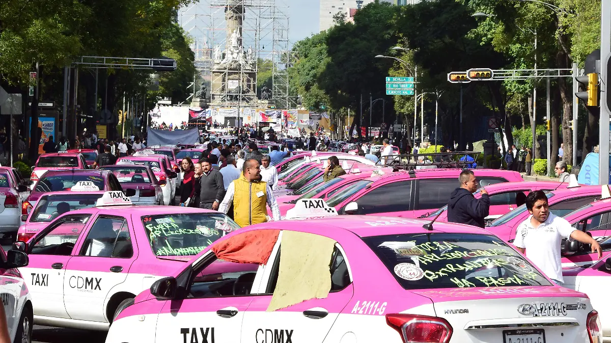 TAXISTAS (109)