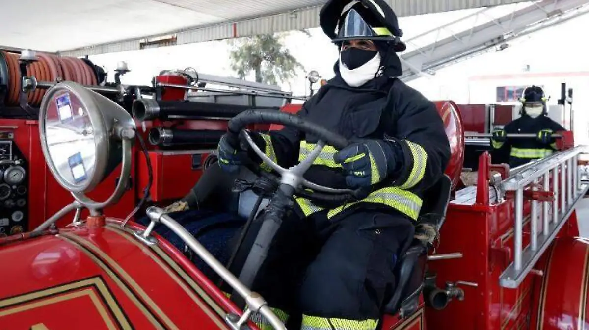 Claudia Sheinbaum anuncia dos nuevas estaciones y un aumento salarial en el Día del Bombero 3