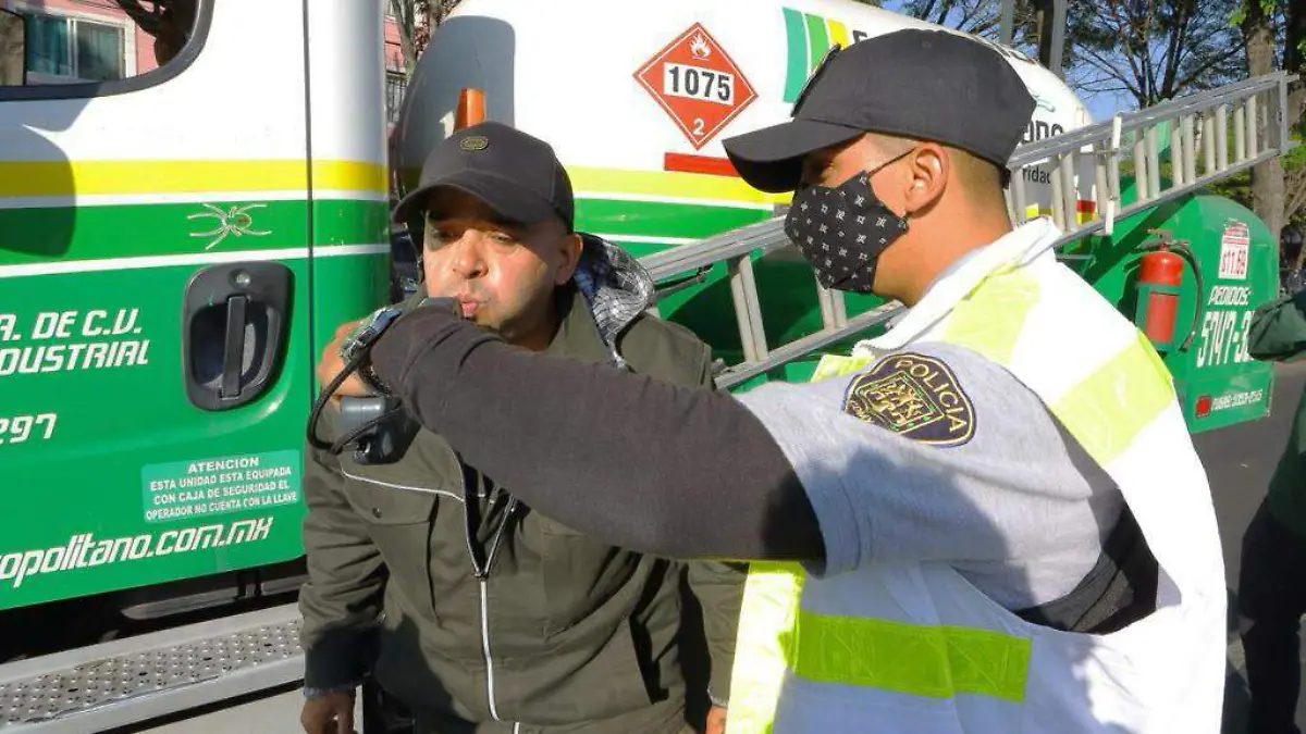 ALCOHOLÍMETRO EN CDMX- FOTO ADRIÁN VÁZQUEZ (6)
