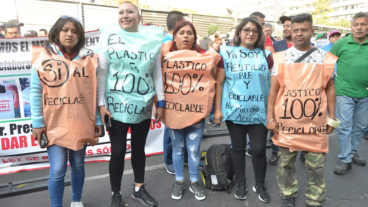 MANIFESTACION BOLSAS (7)