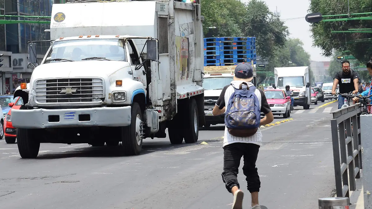Contaminacion transporte publico