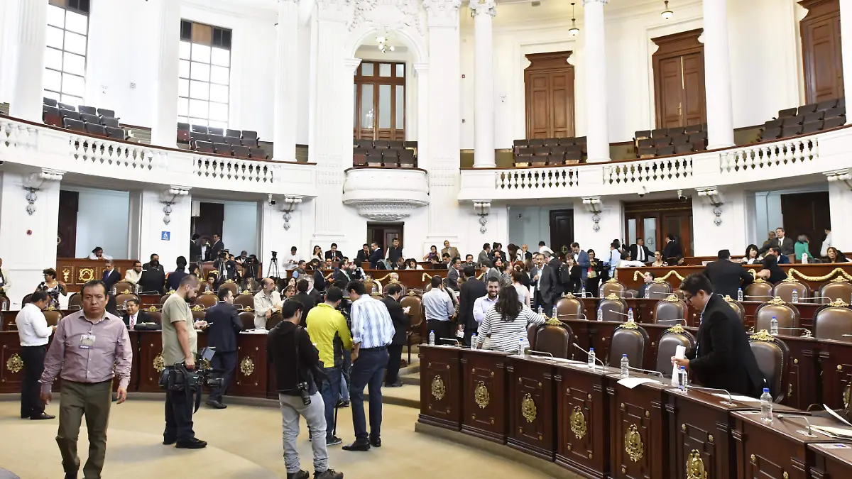 CONGRESO CDMX laura lovera