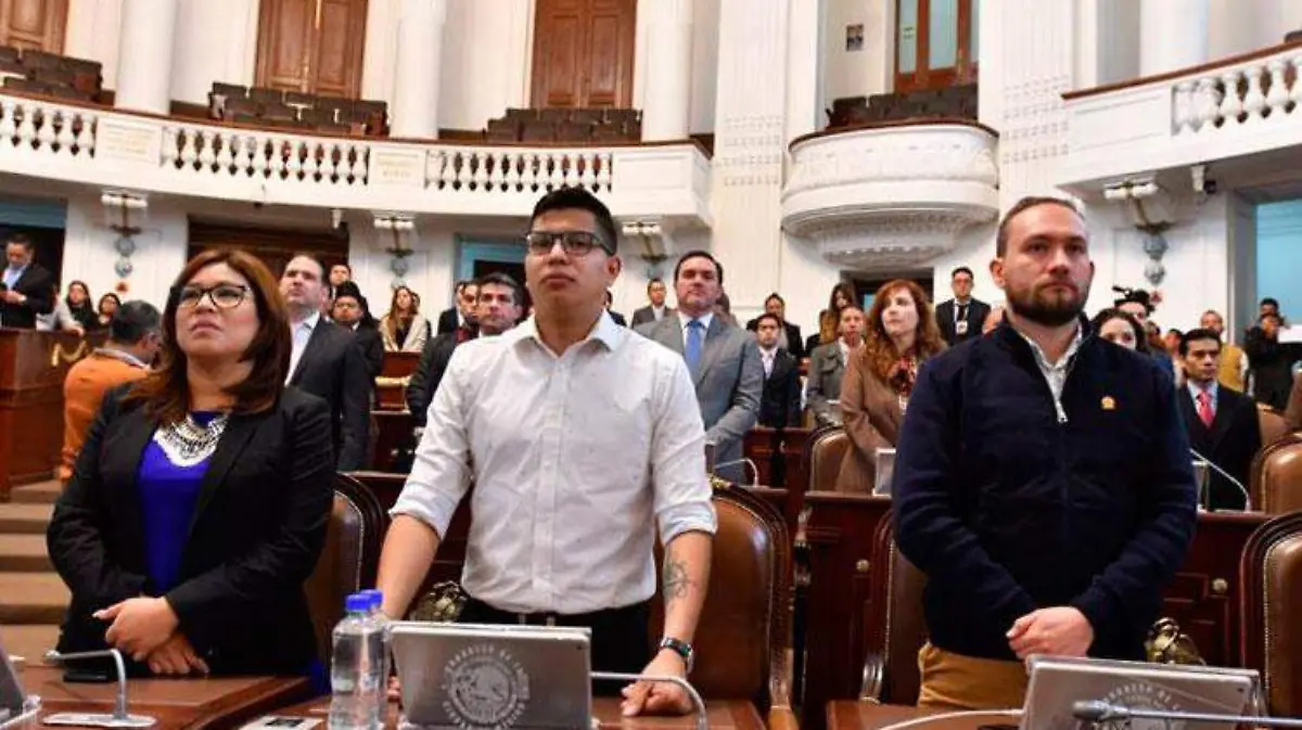 congreso-cdmx_minuto-silencio