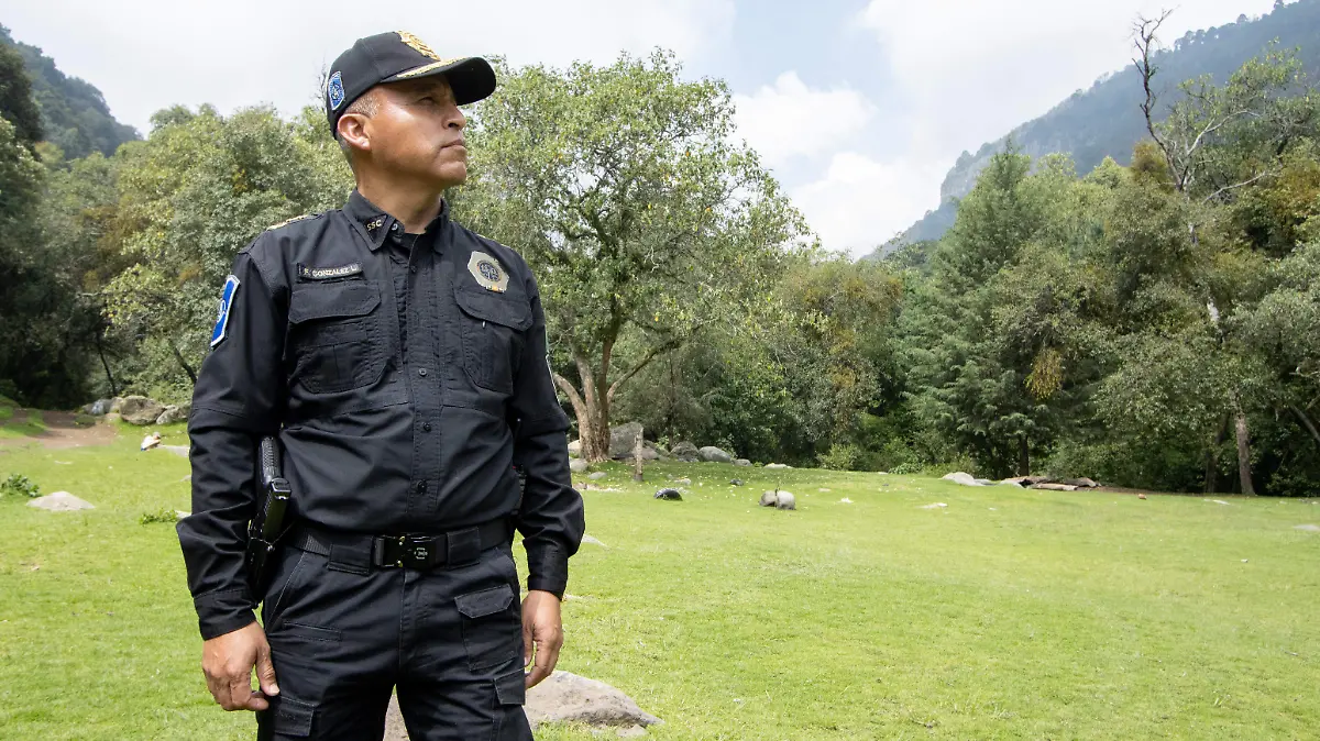 FELIPE_GONZALEZ_LOZA_INSPECTOR_JEFE_POLICIA_METROPOLITANA_FAUNOS_alejandro aguilar(8)