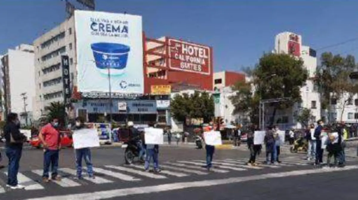 protestas-papás-niños-cáncer