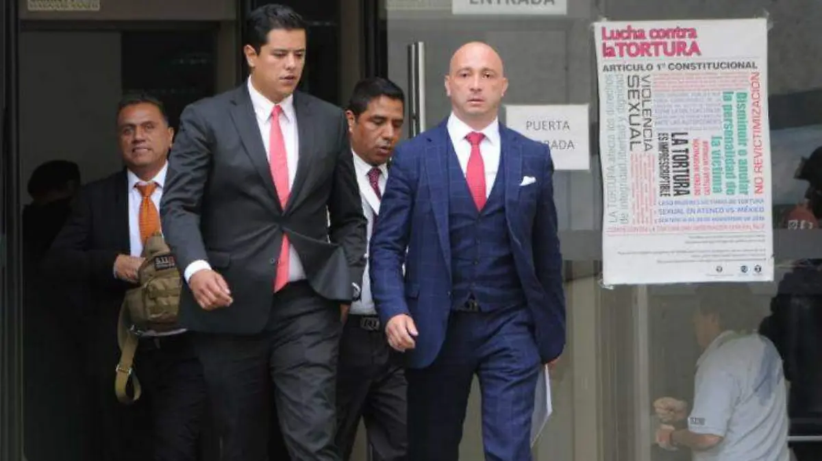 abogados sacerdotes MAURICIO HUIZAR