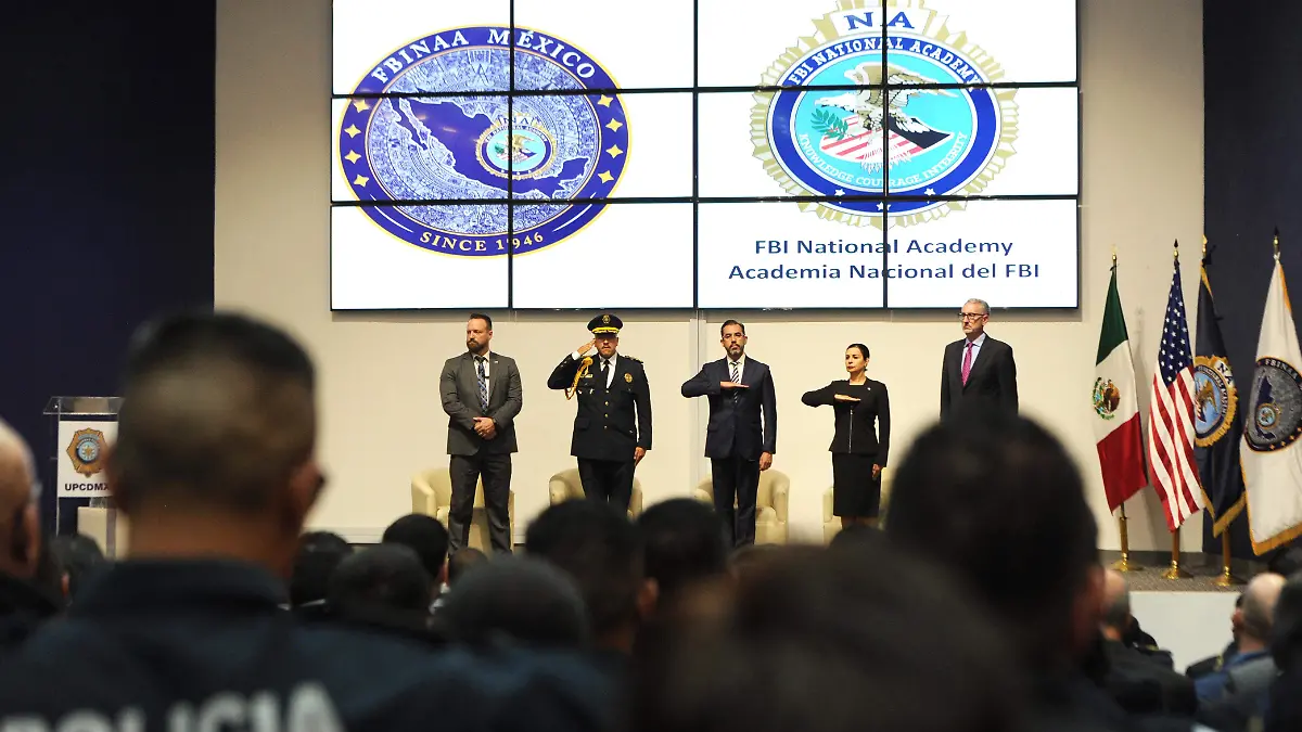 Universidad policía FBI Capacitación