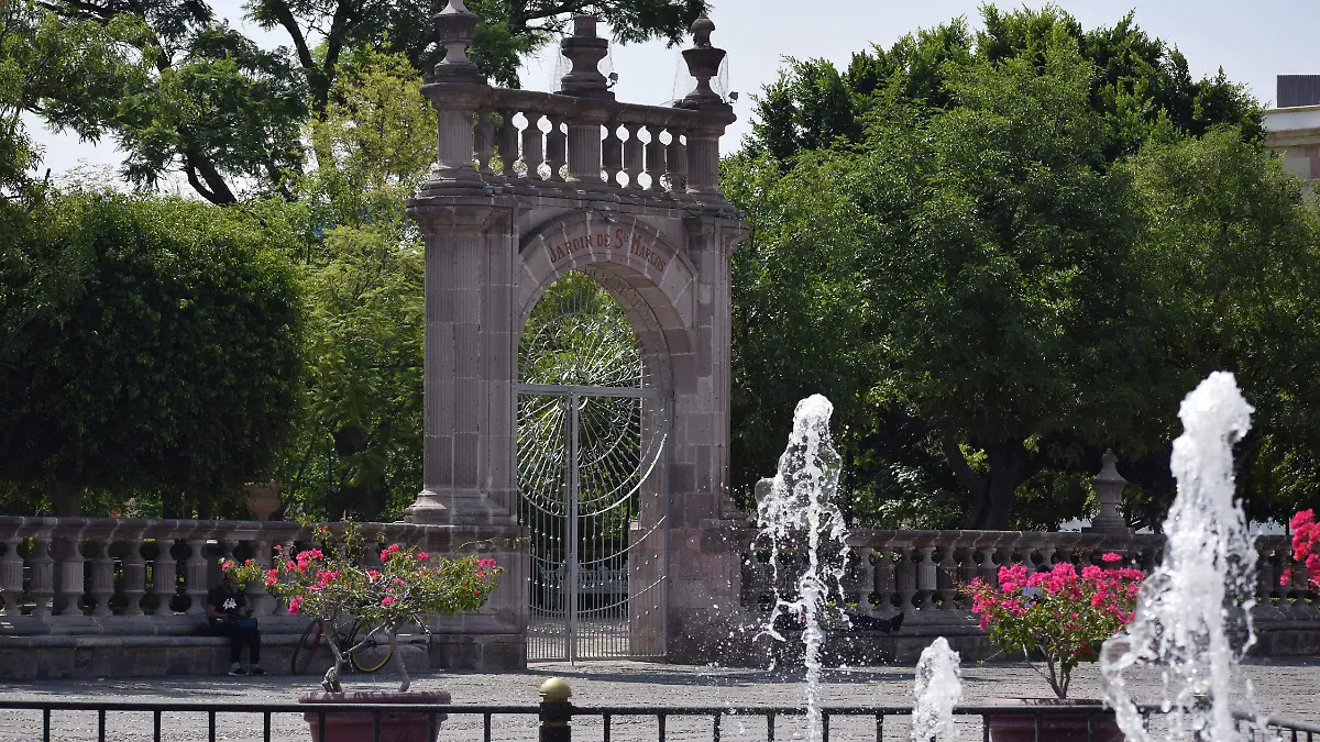 Jardín-de-San-Marcos,-el-corazón-de-Aguascalientes
