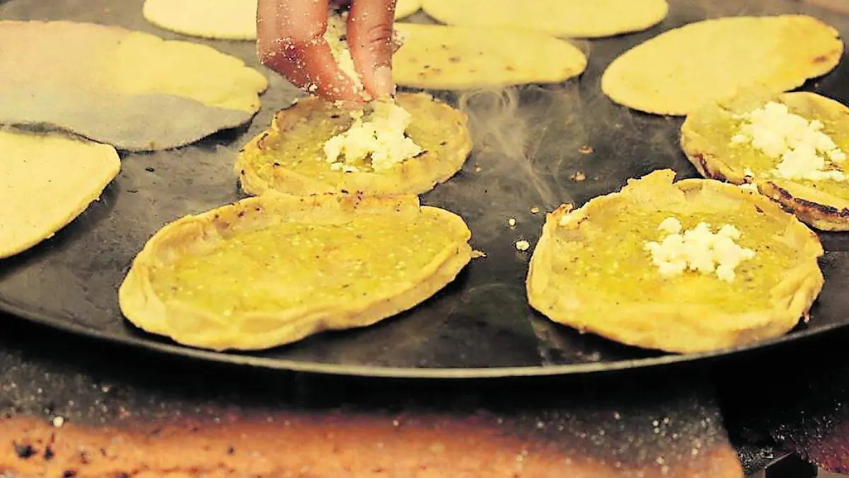 LA GASTRONOMÍA CELAYA