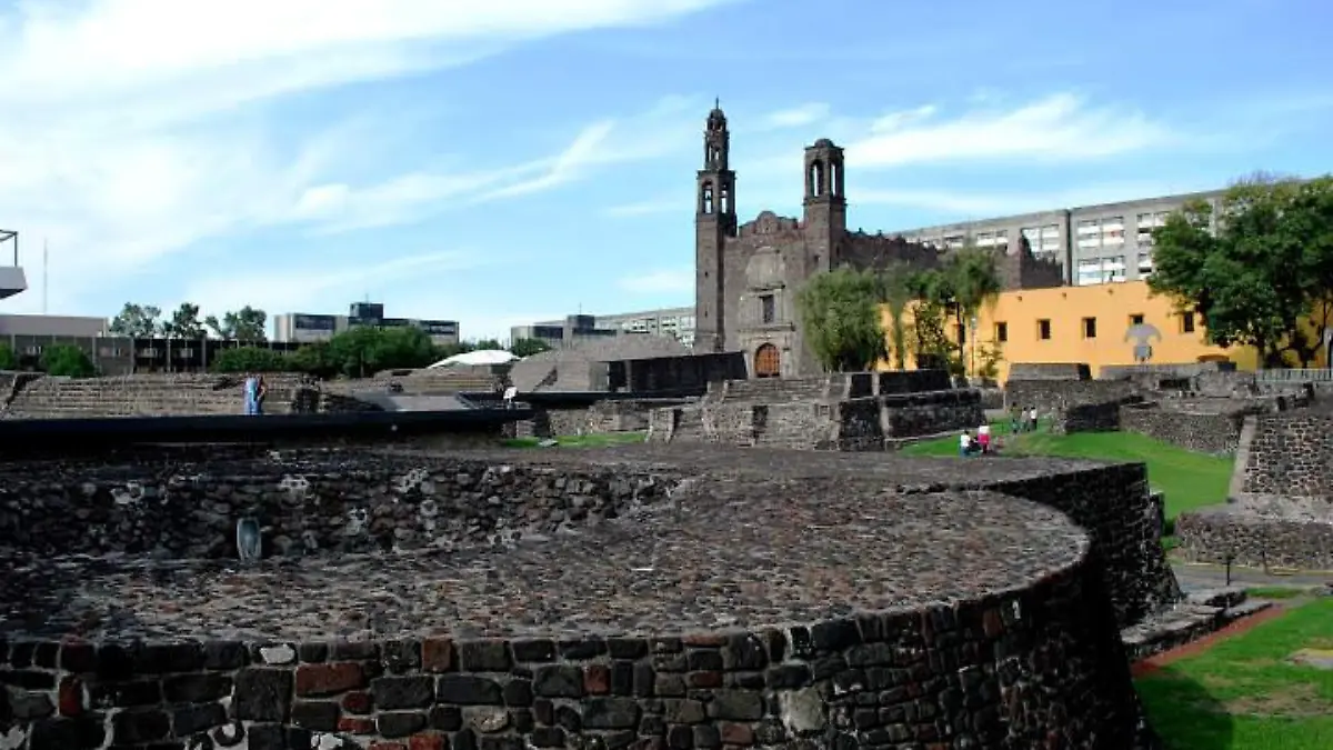 zonas-arqueologicas-cdmx-09-tlatelolco