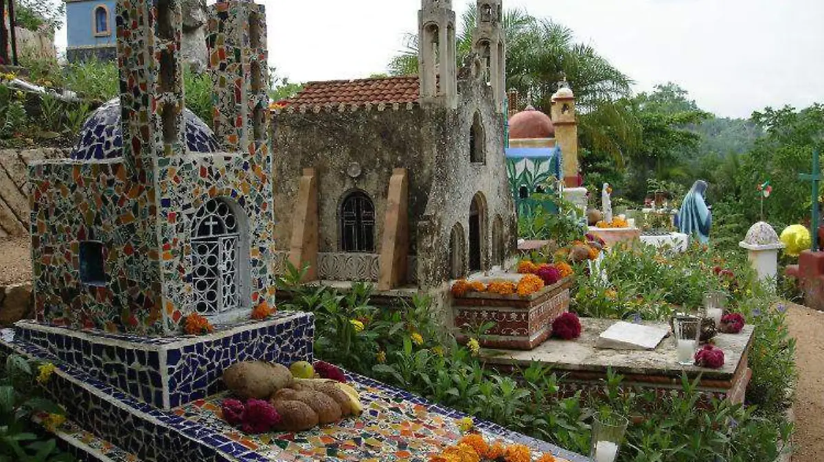 Panteón-xcaret-historias