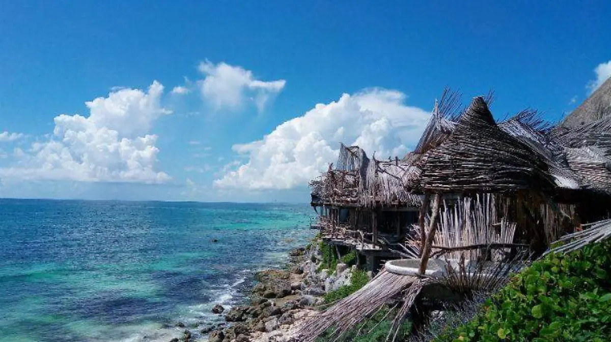 Azulik-playa-cabanas