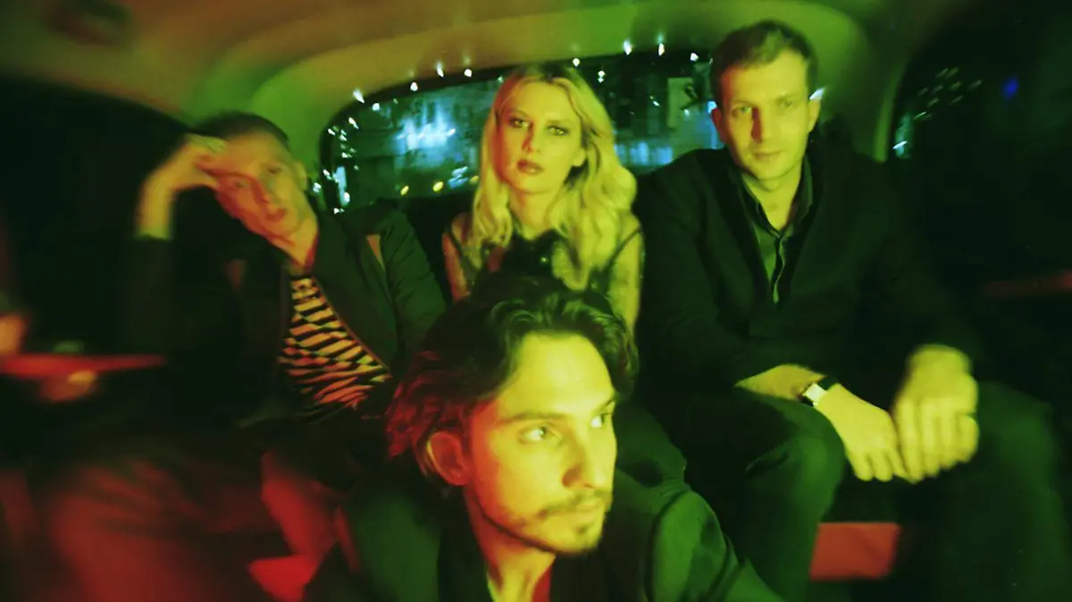 Wolf Alice by Jordan Hemingway 3