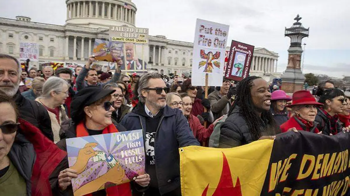 Joaquin-Phoenix_protesta