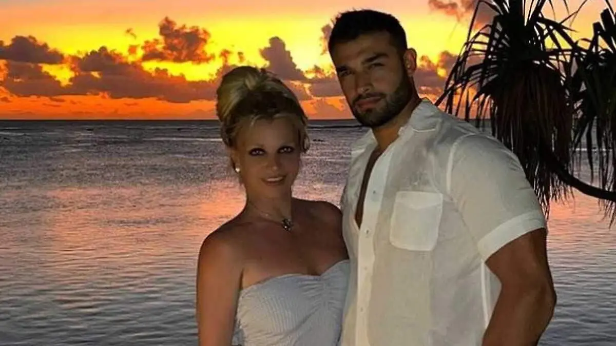Britney Spears con su prometido
