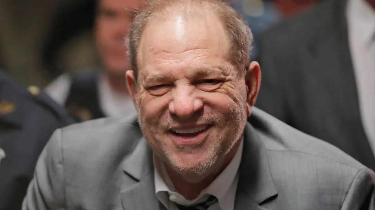 2020-01-31T221603Z_503256670_RC2ARE9EMRNP_RTRMADP_3_PEOPLE-HARVEY-WEINSTEIN