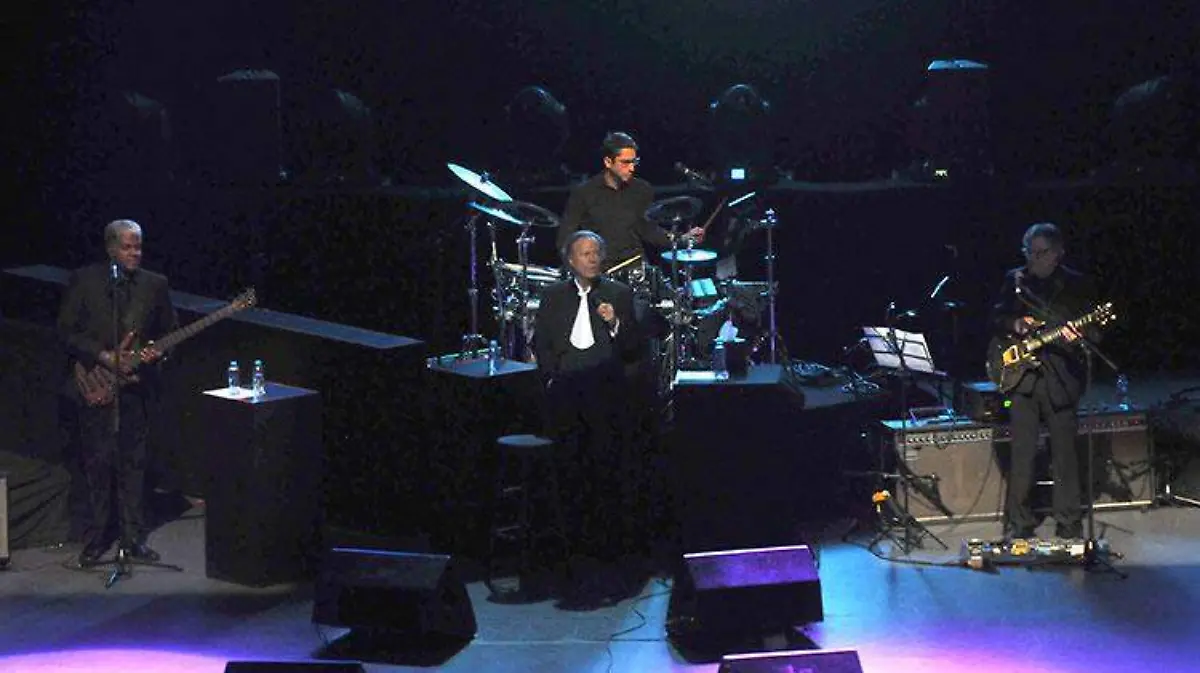 JULIO-IGLESIAS