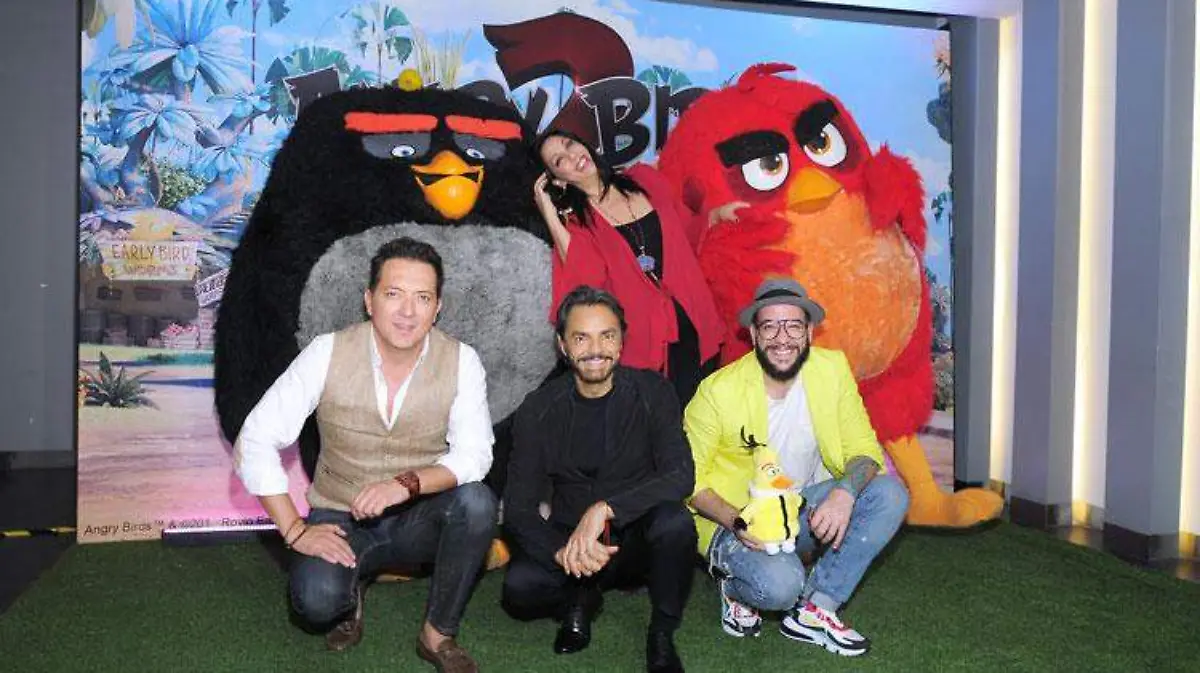 ANGRY-BIRDS-210