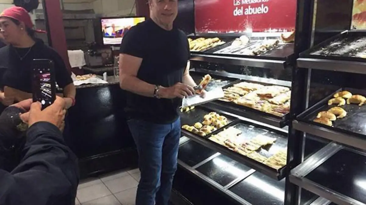 esp-argentina-travolta