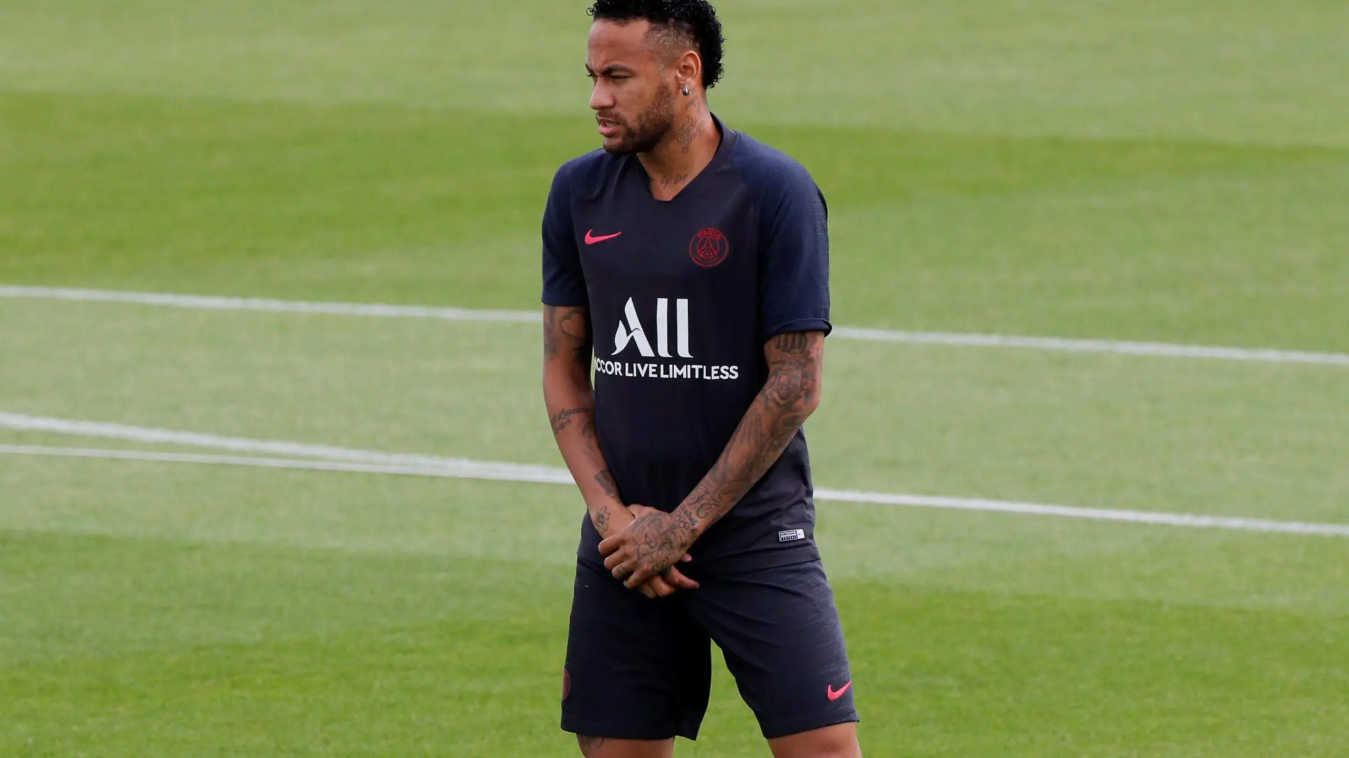 NEYMAR-BARCELONA-REUTERS