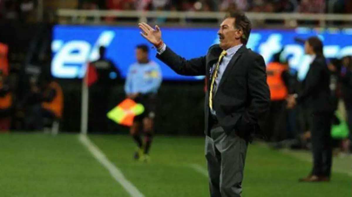 Lavolpe-critica-seleccion