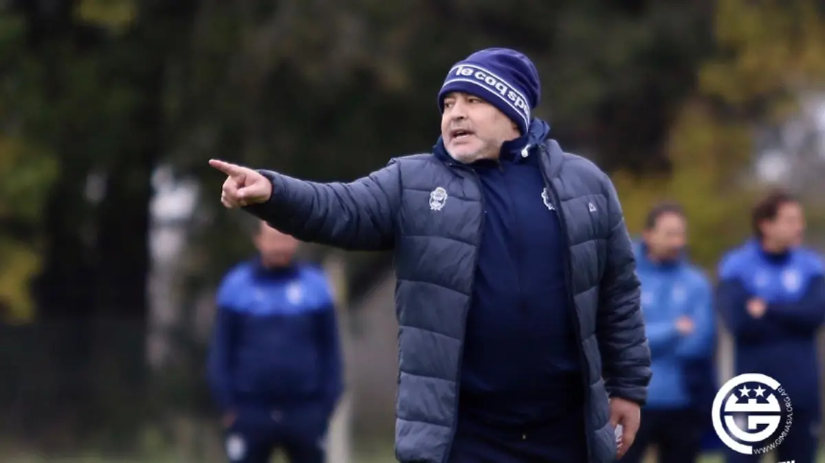 maradona-entrenamiento