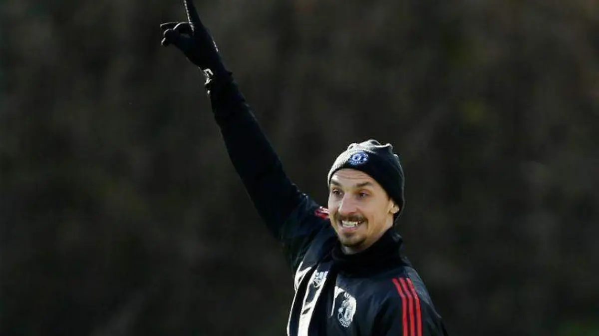 2018-02-20T124505Z_1279956847_RC1910B4CDB0_RTRMADP_3_SOCCER-CHAMPIONS-SEV-MUN-PREVIEW