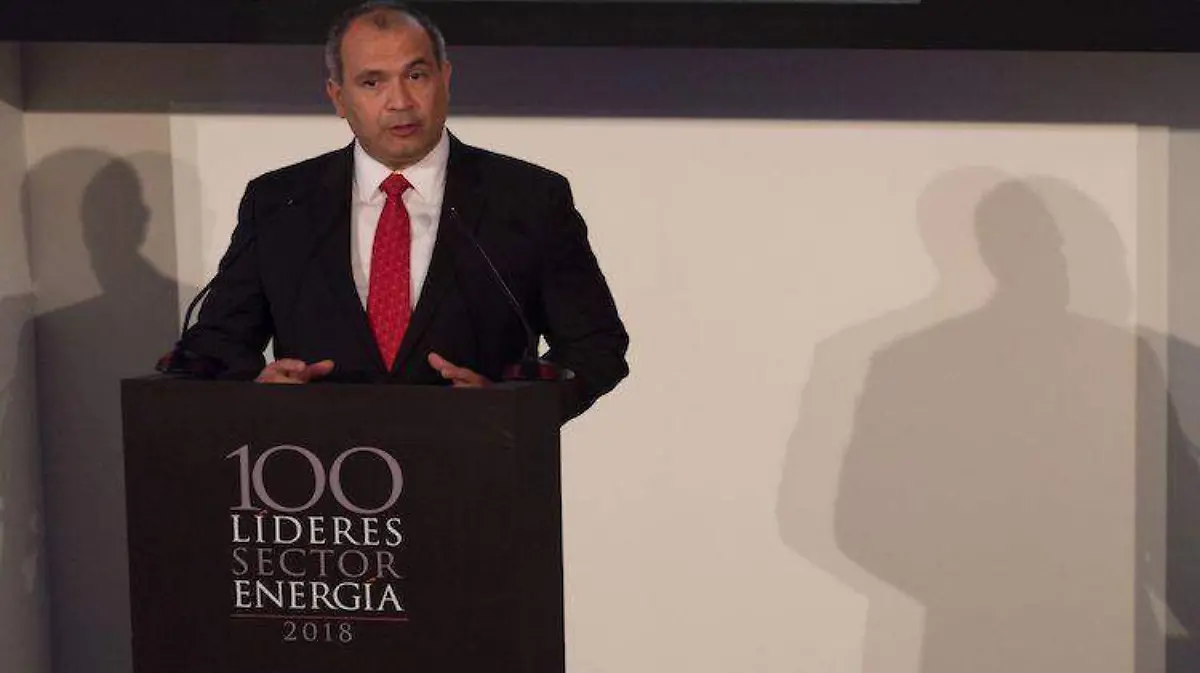 Interpol emite ficha roja contra Carlos Treviño