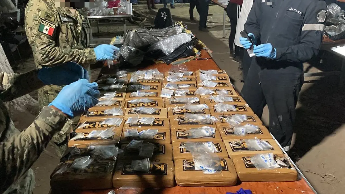 Marina decomisa casi dos toneladas de cocaína en Colima 2