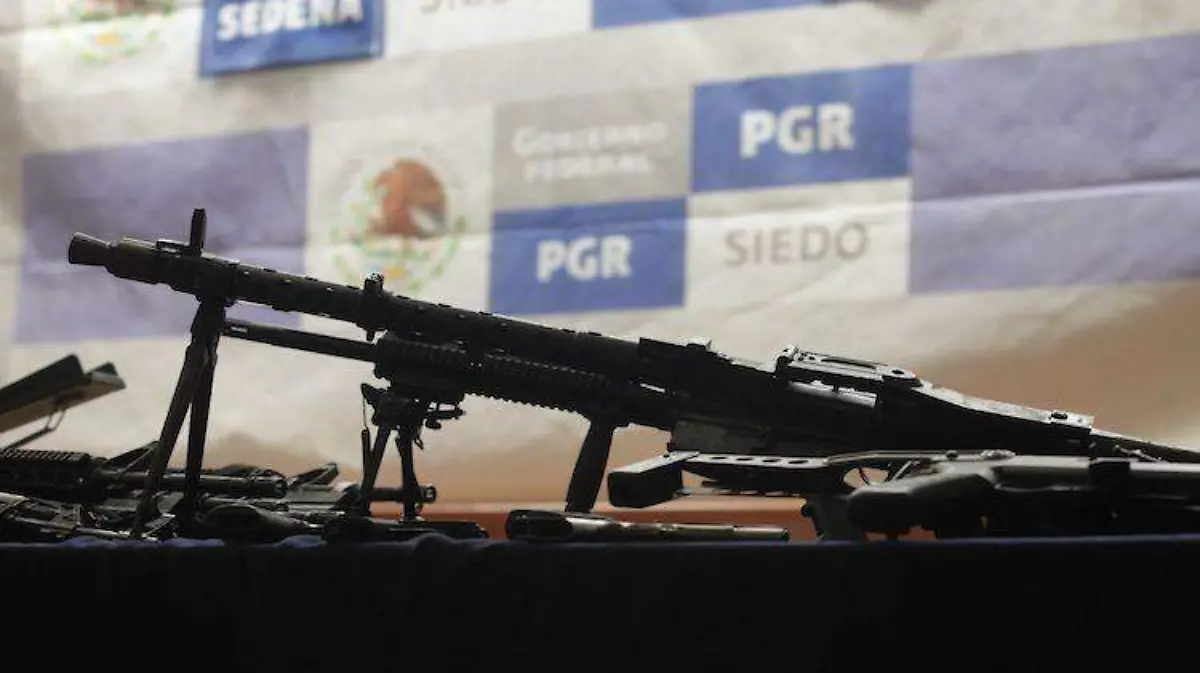 Armas ilegales de EU usadas en atentados contra funcionarios