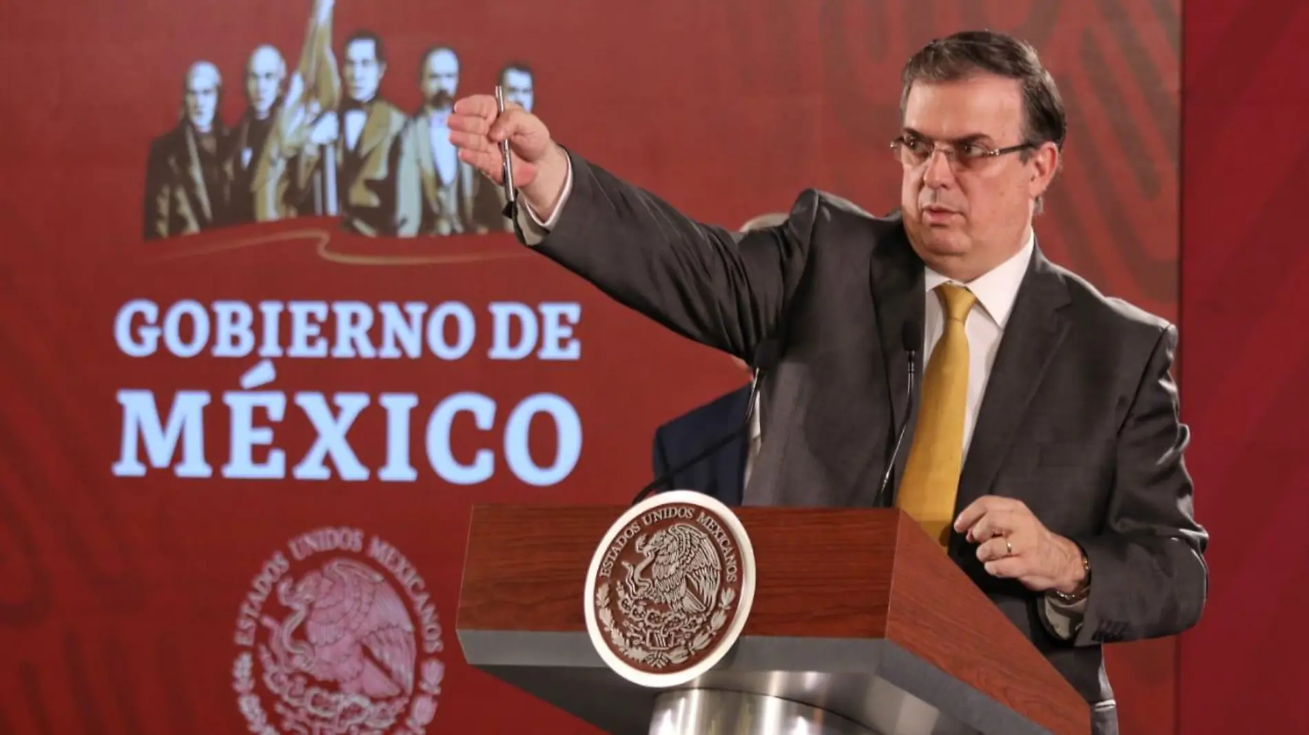 ebrard-bienes-chapo-ROBERTOH