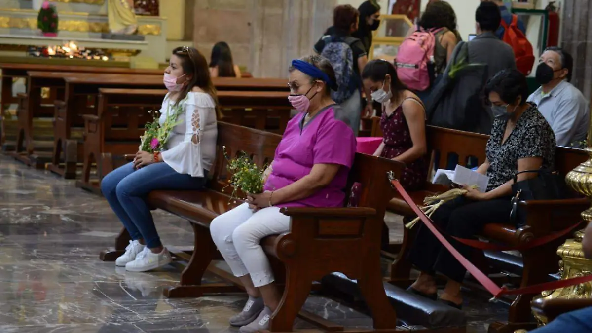 domingo ramos LAURA LOVERA.2