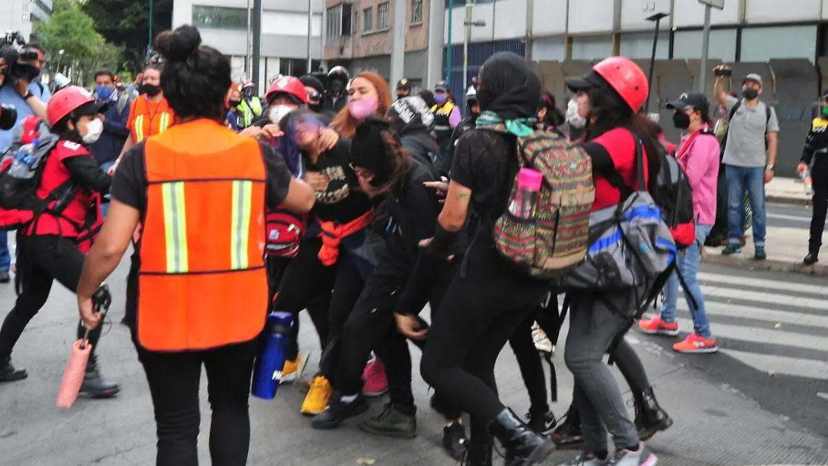 agresion reportera LAURA LOVERA