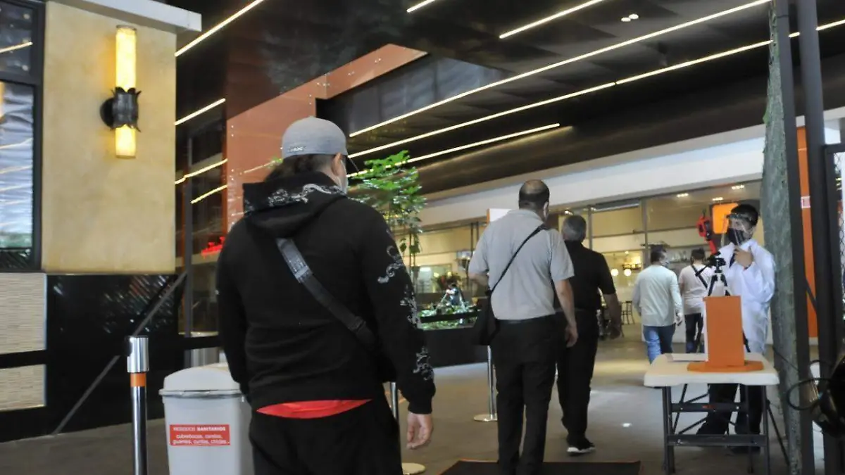 plaza comercial covid