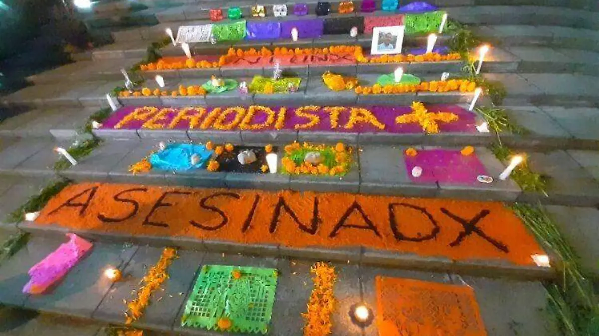 Ofrenda por periodistas asesinados en 2021