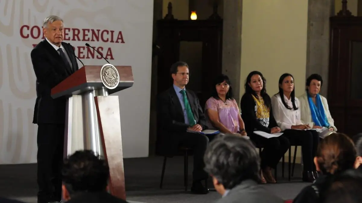 AMLO-OK-ADRIAN