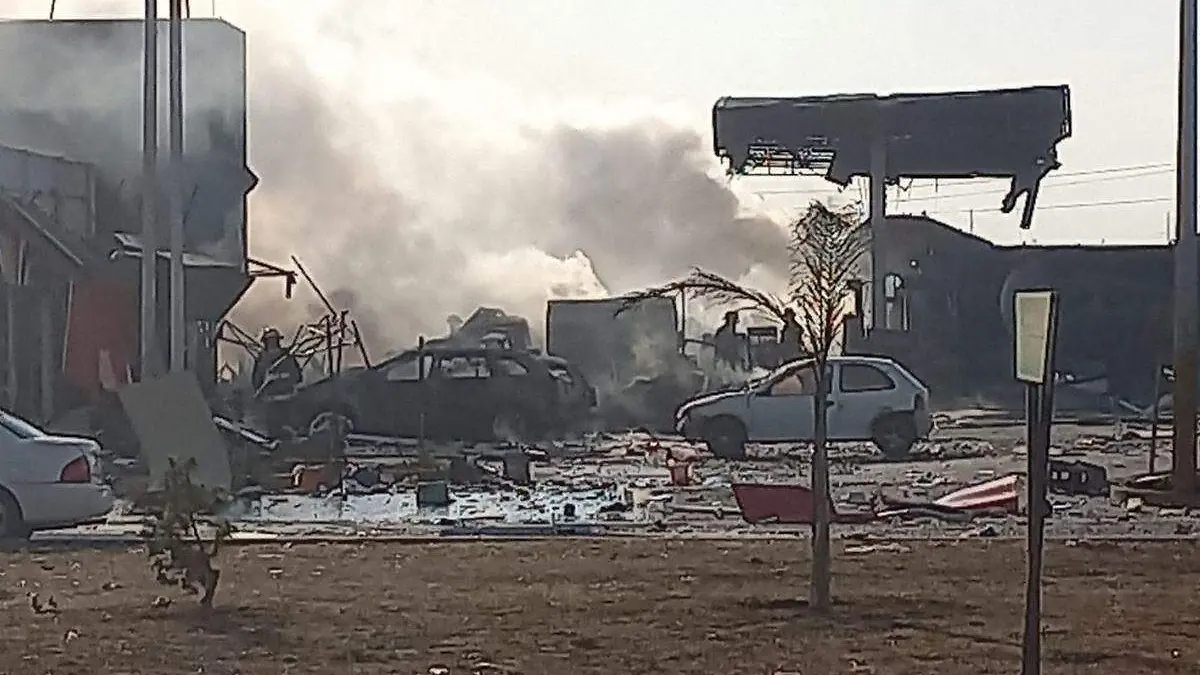 Explota pipa de gas en gasolinera de Tula, Hidalgo