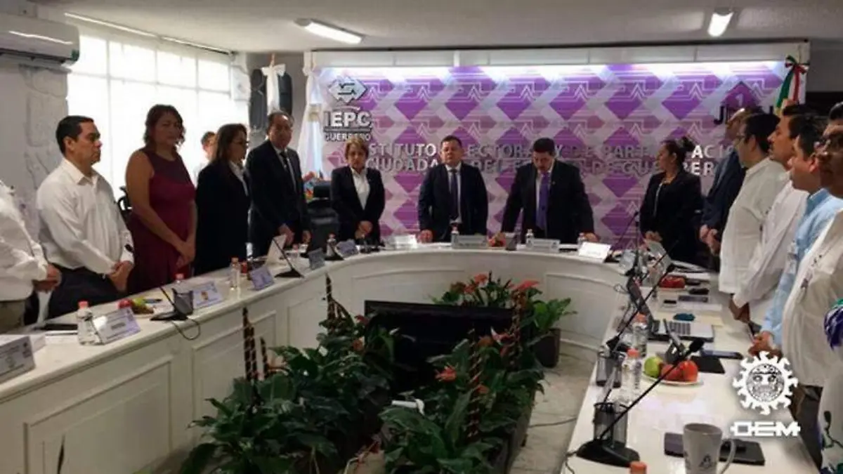 IEPEC SESION PEMANENTE