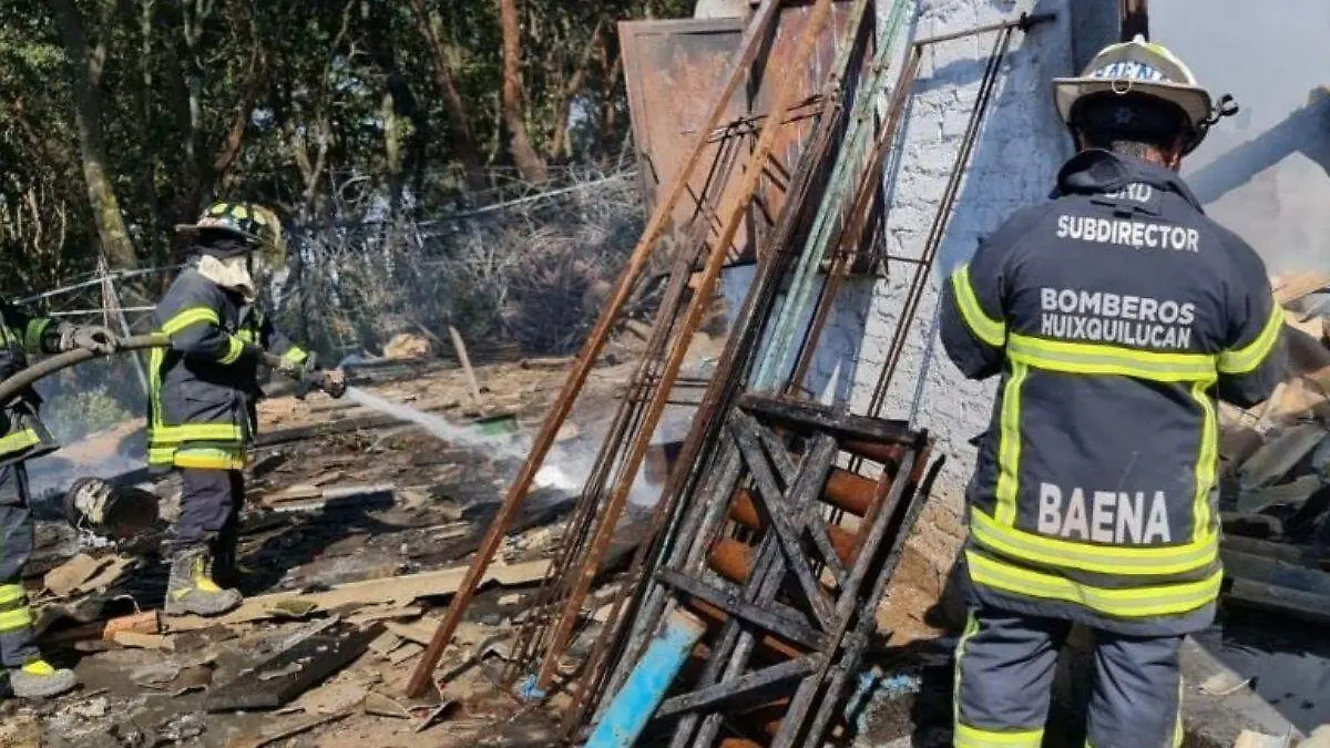 Reportan explosión de un taller de pirotecnia en Edomex  Huixquilucan