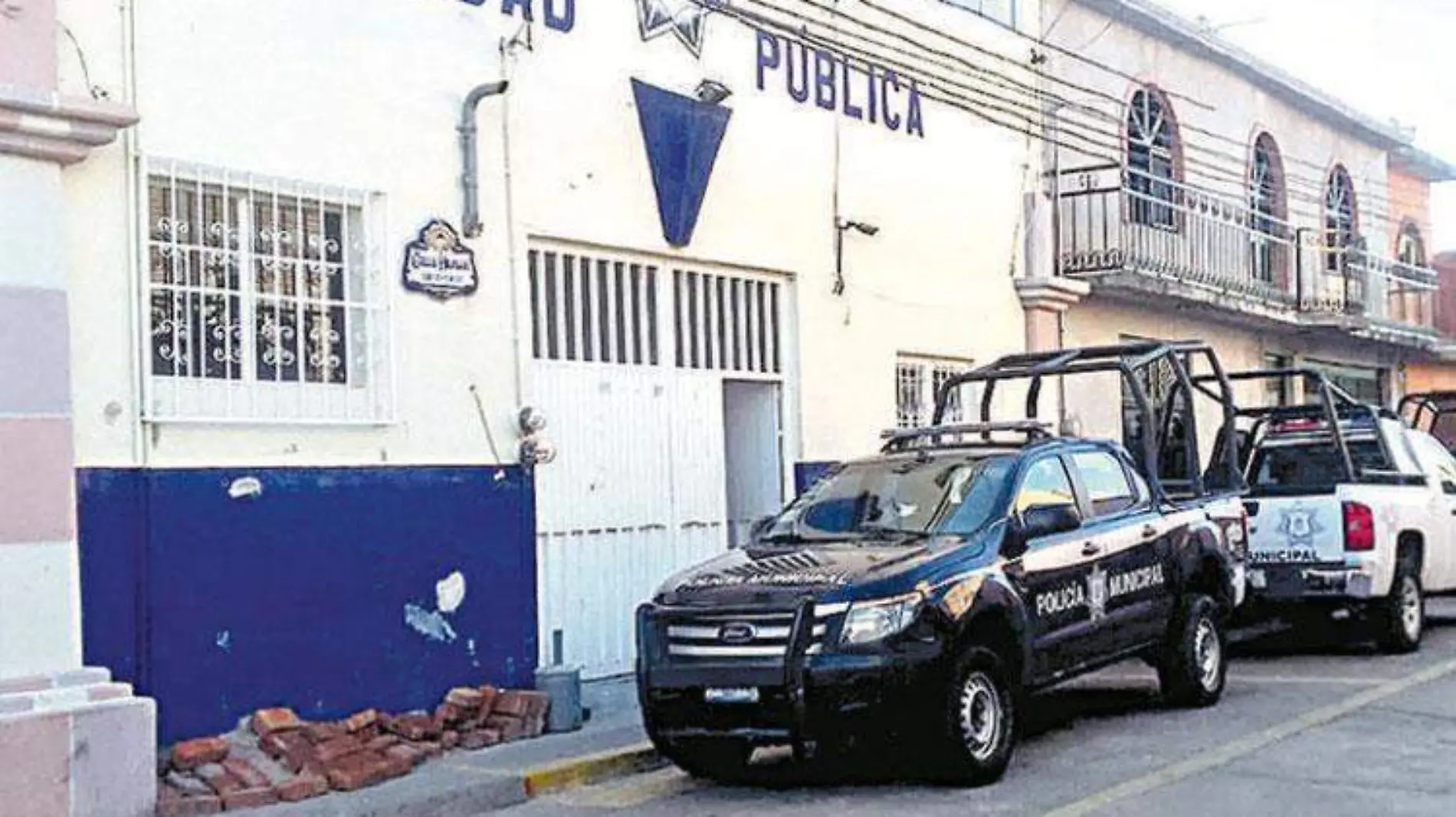 policias