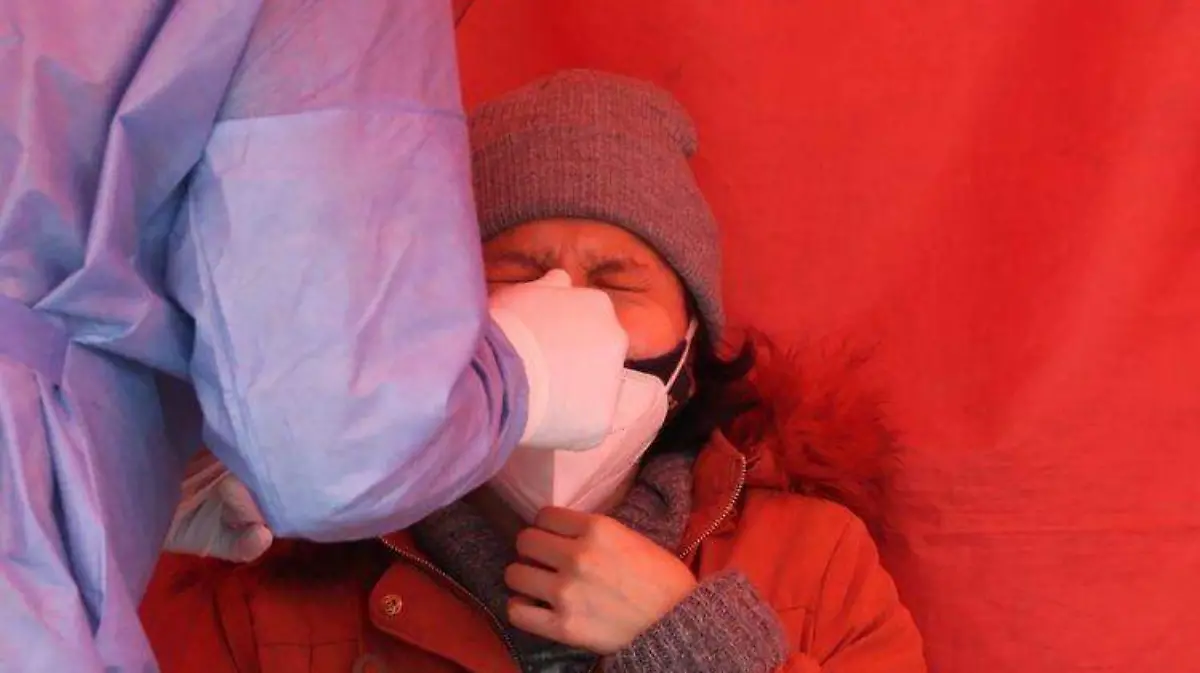 Ante alza de contagios por Covid-19 reducen aforos en Nuevo León